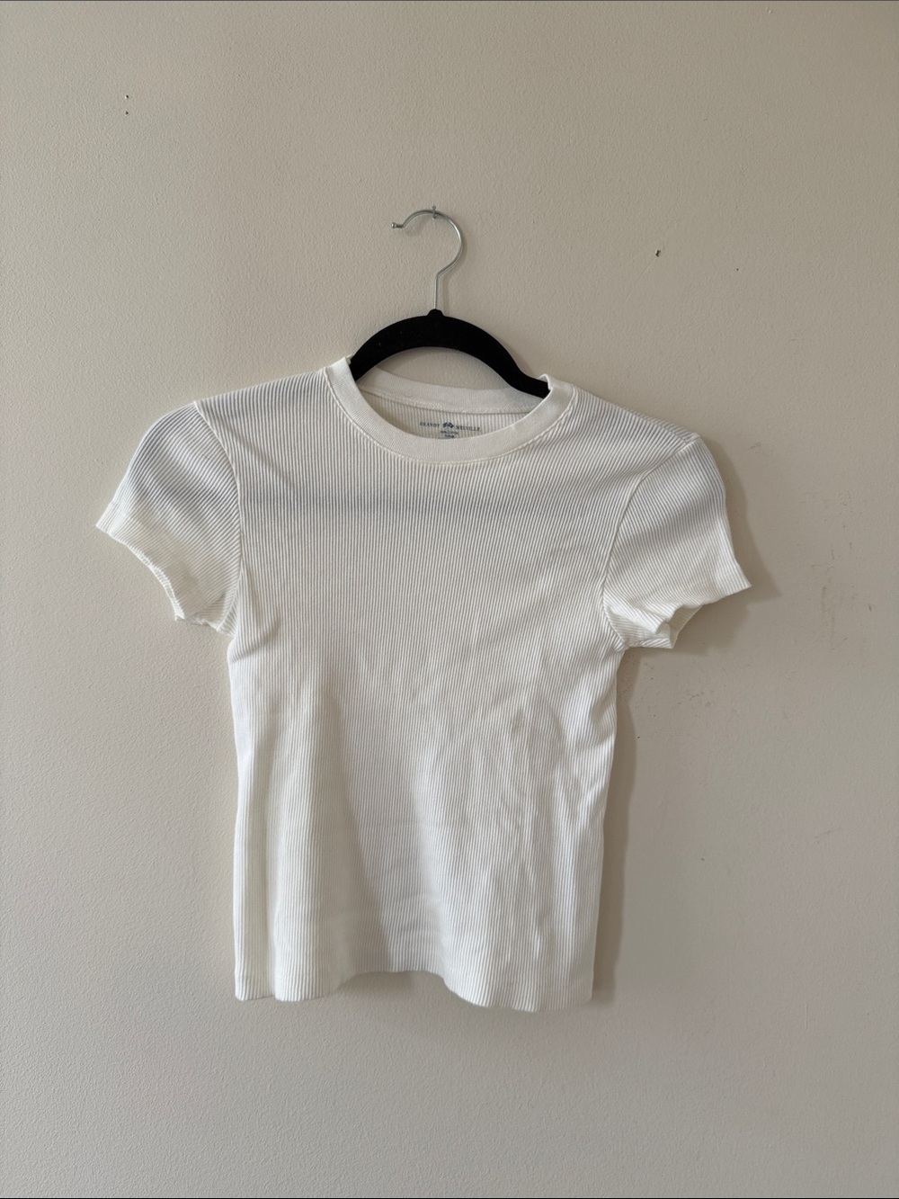 Brandy Melville White Ribbed Short Sleeve Tee